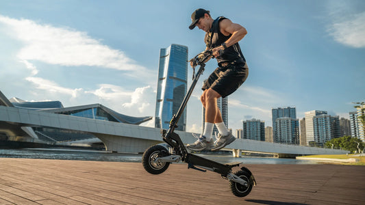 T10 Electric Scooter Review: 900W Peak Power, Lightweight Design & Long Range Options